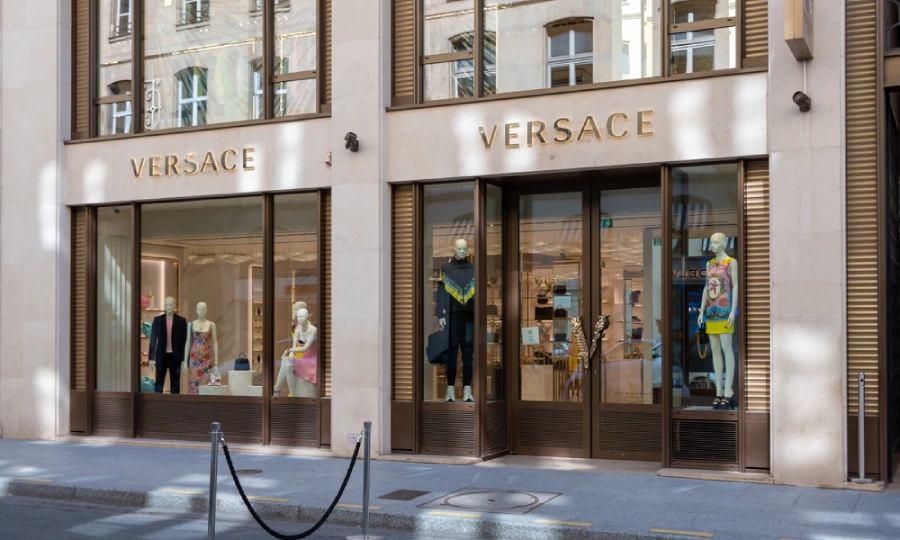 where is Versace made